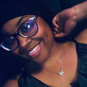 Meet your Posher, Alena